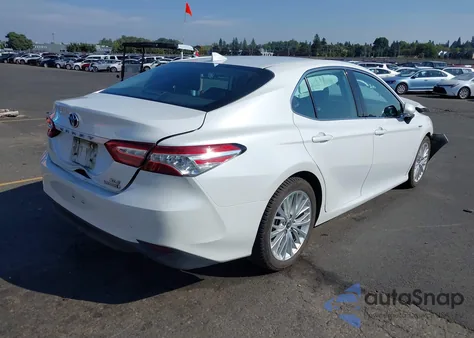 2020 Toyota Camry Xle Hybrid из США, поврежденный, VIN 4T1F31AK1LU541672